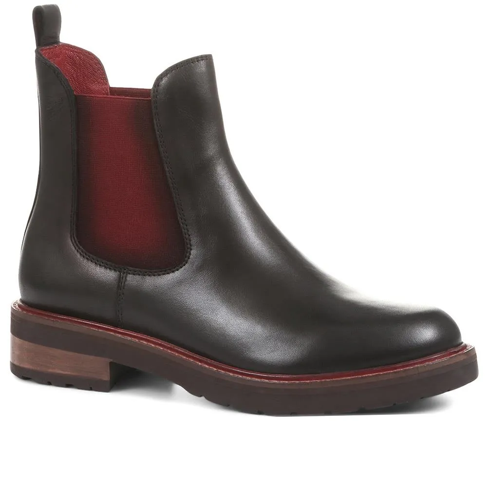 Maddalena Leather Chelsea Boots - MADDALENA / 322 407