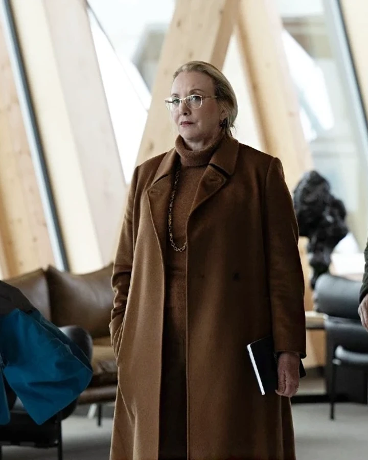 Succession S04 Gerri Kellman Brown Coat